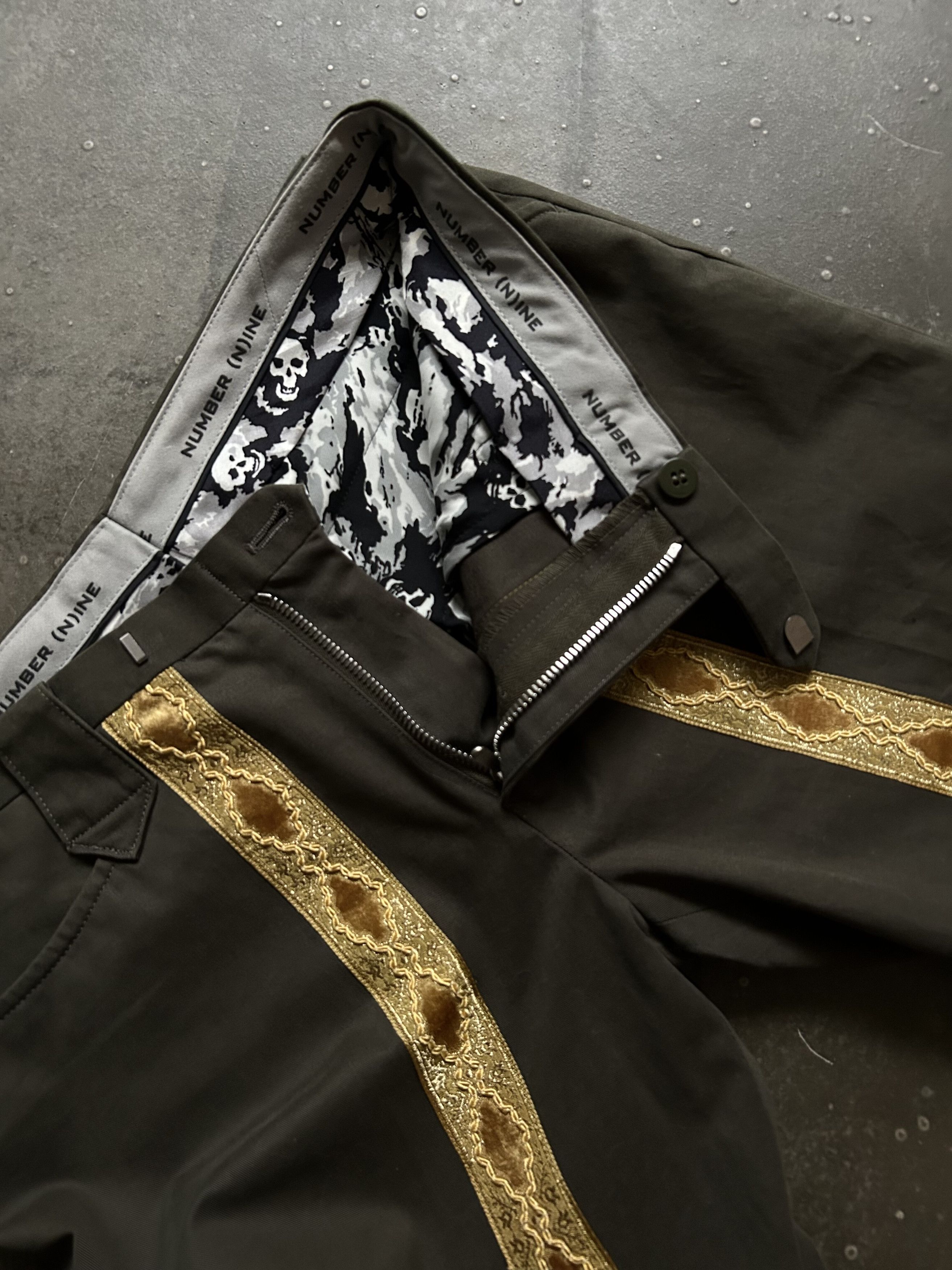 Number (N)ine embroidered shorts with gold trim Size US 30 / EU 46 - 4 Thumbnail