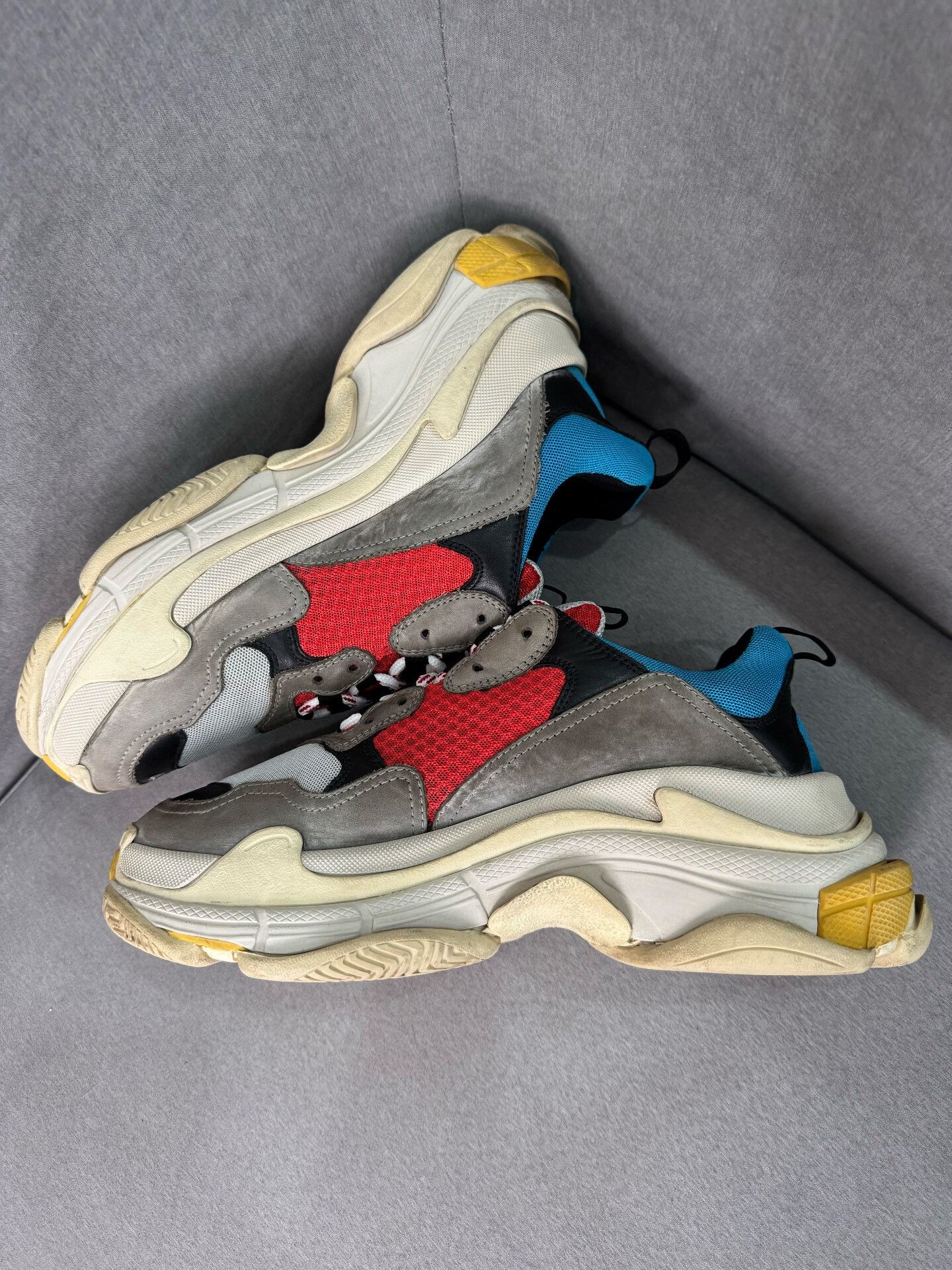 Balenciaga Balenciaga TripleS Red and Blue Sneakers Size 41 Size US 8 / EU 41 - 4 Thumbnail