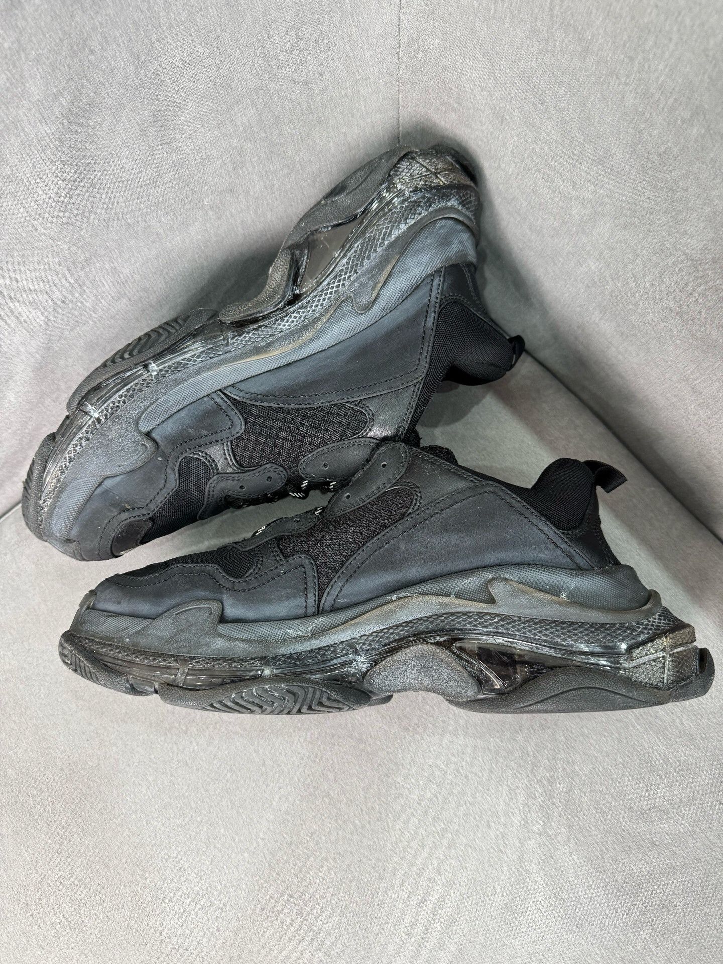 Balenciaga balenciaga triple s distressed black sneakers Size US 10 / EU 43 - 4 Thumbnail