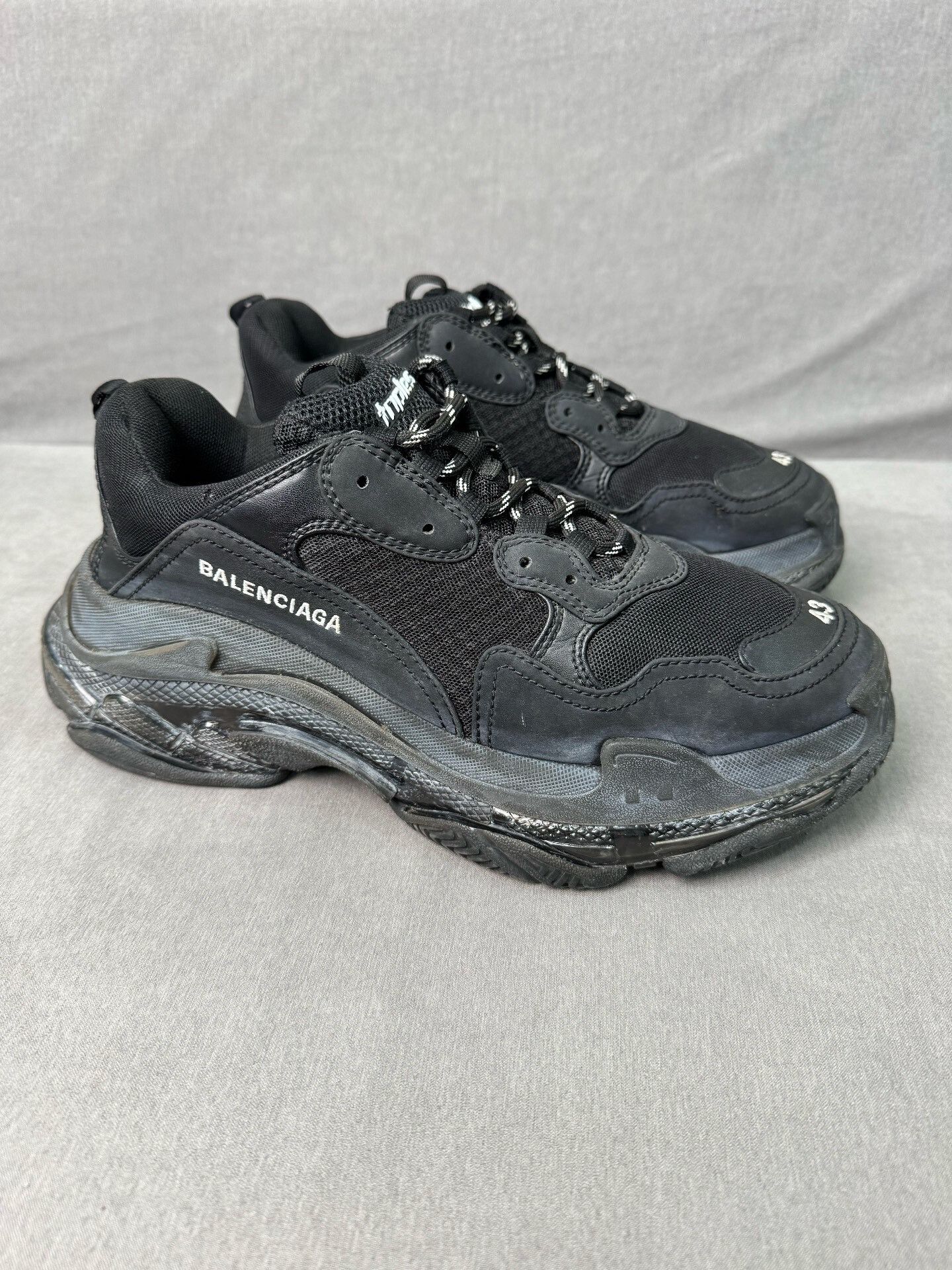 Balenciaga balenciaga triple s distressed black sneakers Size US 10 / EU 43 - 2 Thumbnail
