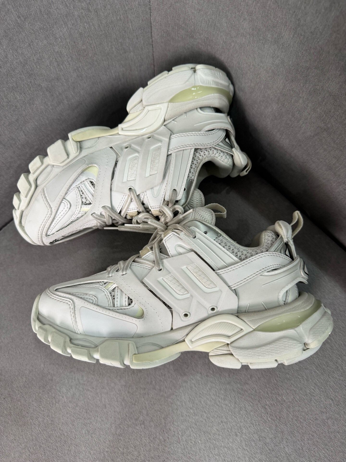 Balenciaga Balenciaga Track Sneakers Size 35 White Size US 5 / IT 35 - 4 Thumbnail