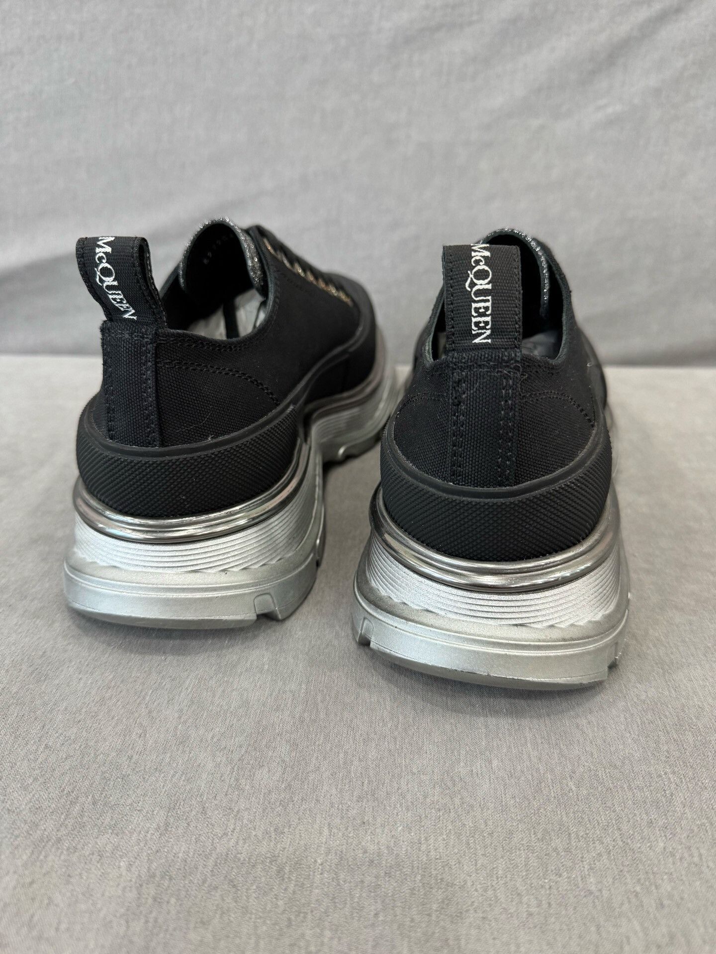 Alexander McQueen alexander mcqueen black platform shoes size 40 Size US 7 / EU 40 - 5 Thumbnail