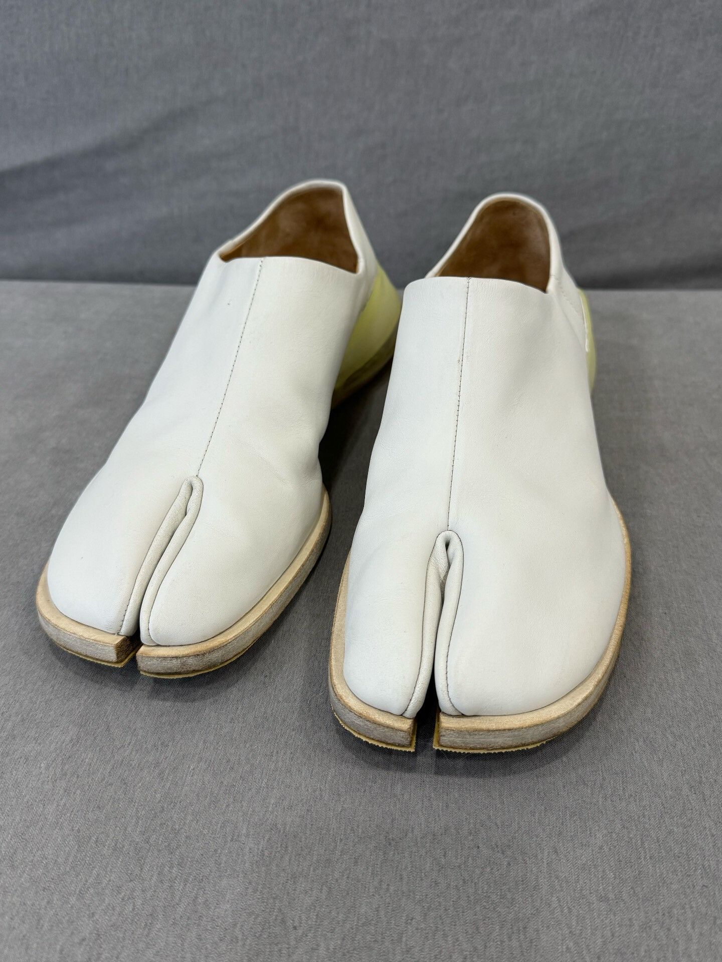 Maison Margiela Maison Margiela White Cushion Derby Shoes Size US 10 / EU 43 - 3 Thumbnail