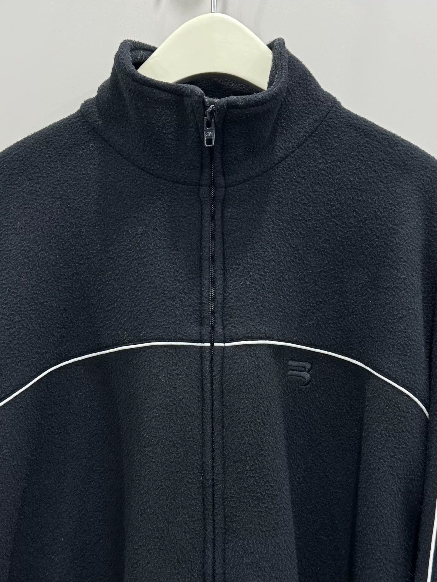 Balenciaga Balenciaga SportyB Embroidered Fleece Jacket Size 50 Size US XL / EU 56 / 4 - 3 Thumbnail