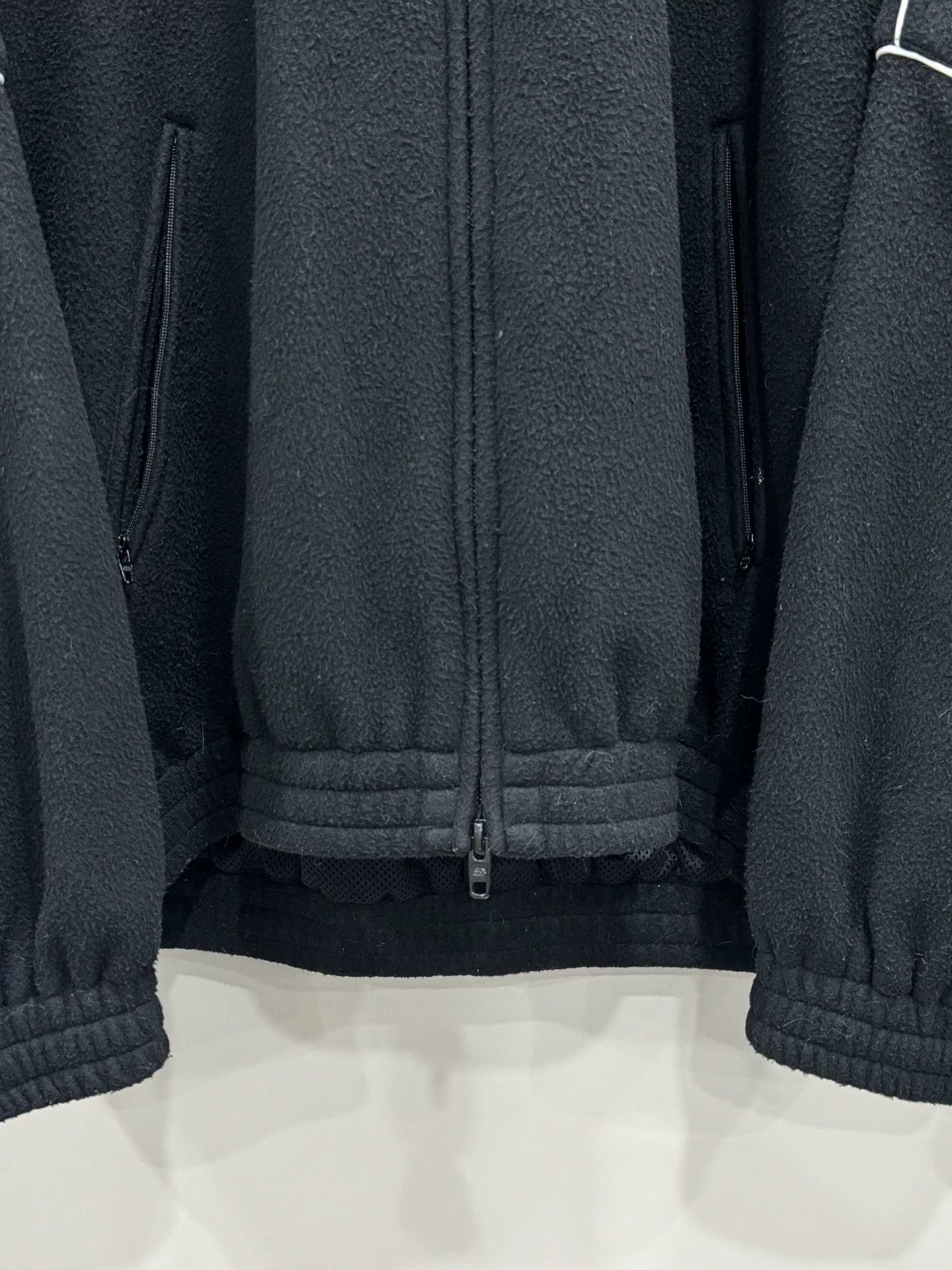 Balenciaga Balenciaga SportyB Embroidered Fleece Jacket Size 50 Size US XL / EU 56 / 4 - 4 Thumbnail