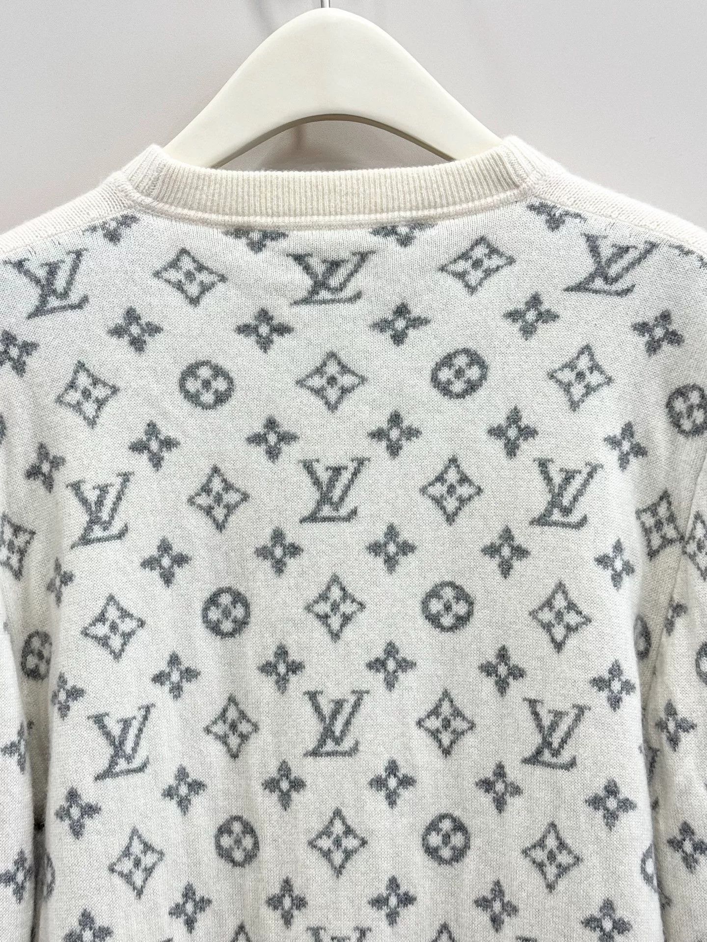 Louis Vuitton louis vuitton all-over print wool sweater Size S / US 4 / IT 40 - 5 Thumbnail