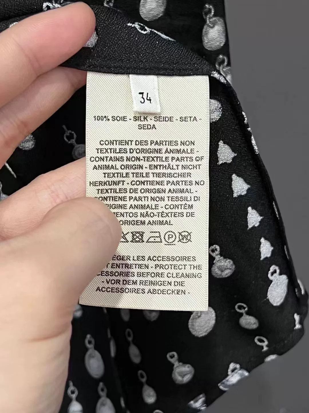 Hermes Hermes New Printed Beaded Long Sleeve Shirt Size US S / EU 44-46 / 1 - 5 Thumbnail