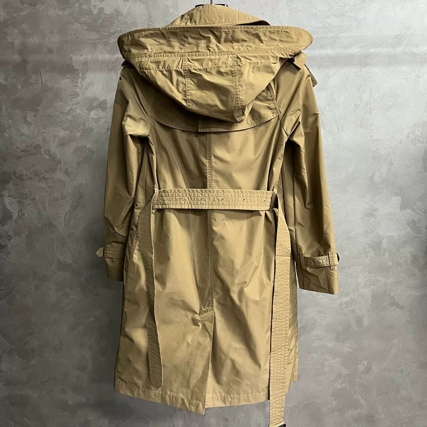 Burberry Burberry Beige Double-Breasted Trench Coat Size US S / EU 44-46 / 1 - 5 Thumbnail