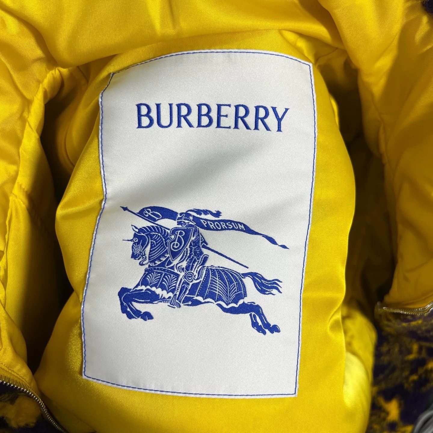 Burberry Burberry Teddy Double-Sided Jacket Size US XS / EU 42 / 0 - 3 Thumbnail