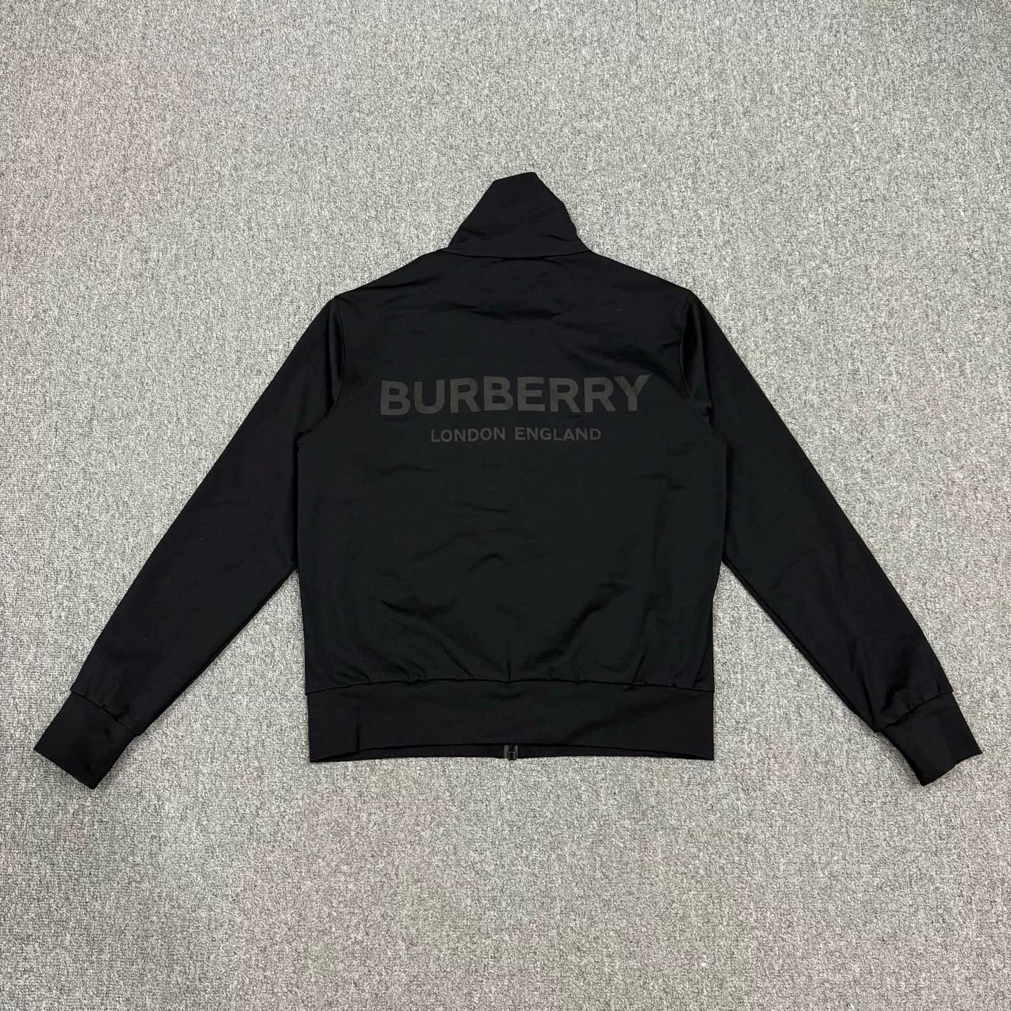 Burberry Burberry Back Logo Zip Jacket S Size US S / EU 44-46 / 1 - 2 Thumbnail