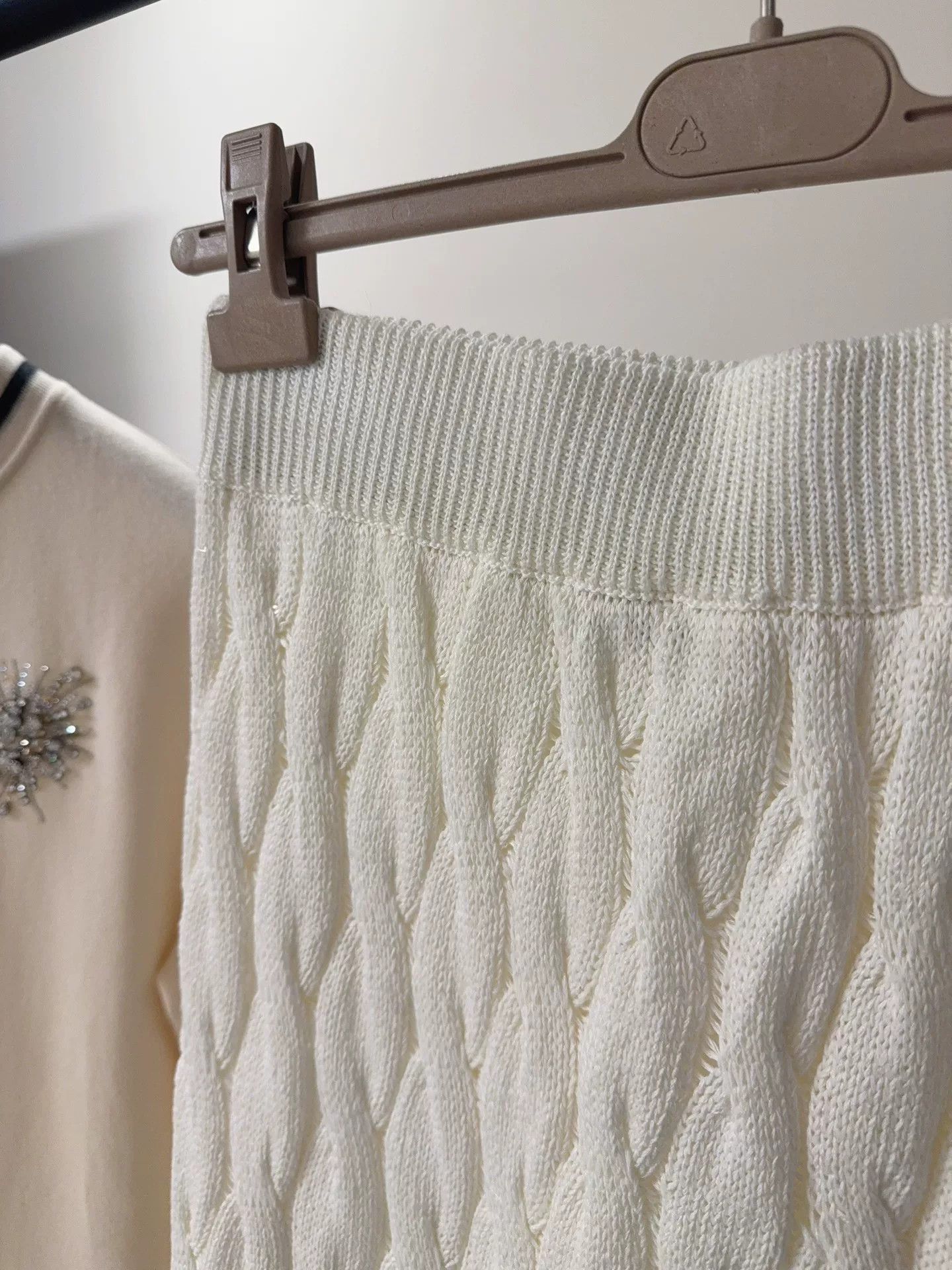 Brunello Cucinelli Brunello Cucinelli Sequin Knit Skirt Size US 26 / EU 42 - 5 Thumbnail
