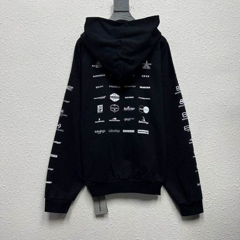 Balenciaga Balenciaga Logo All-Over Print Hoodie Black S Size US S / EU 44-46 / 1 - 2 Thumbnail