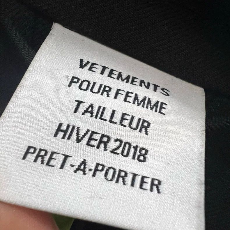 Vetements Vetements Black Double-Breasted Coat Size US S / EU 44-46 / 1 - 3 Thumbnail