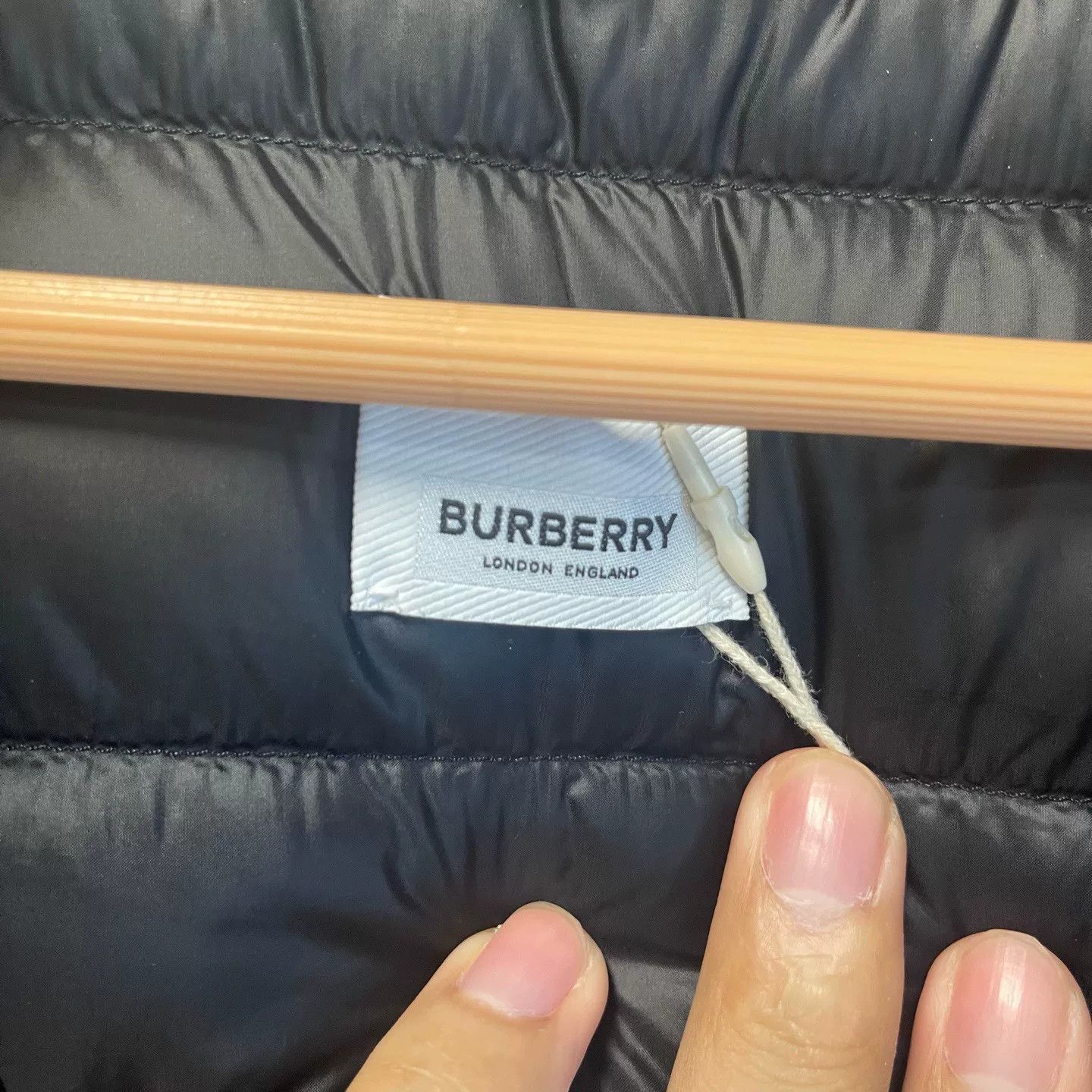 Burberry Burberry Black Hooded Down Jacket M Size US M / EU 48-50 / 2 - 3 Thumbnail