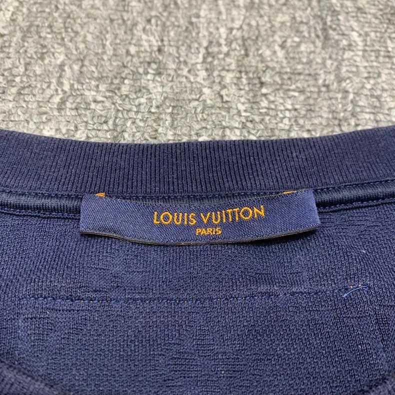 Louis Vuitton LV Blue Beaded Pattern Short Sleeve Tee Size US L / EU 52-54 / 3 - 5 Thumbnail