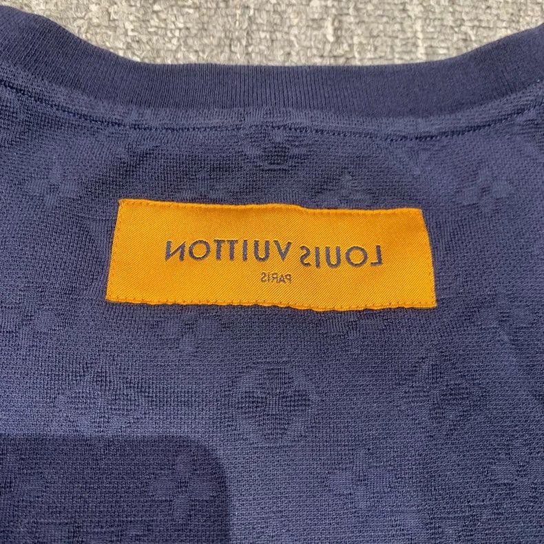 Louis Vuitton LV Blue Beaded Pattern Short Sleeve Tee Size US L / EU 52-54 / 3 - 4 Thumbnail