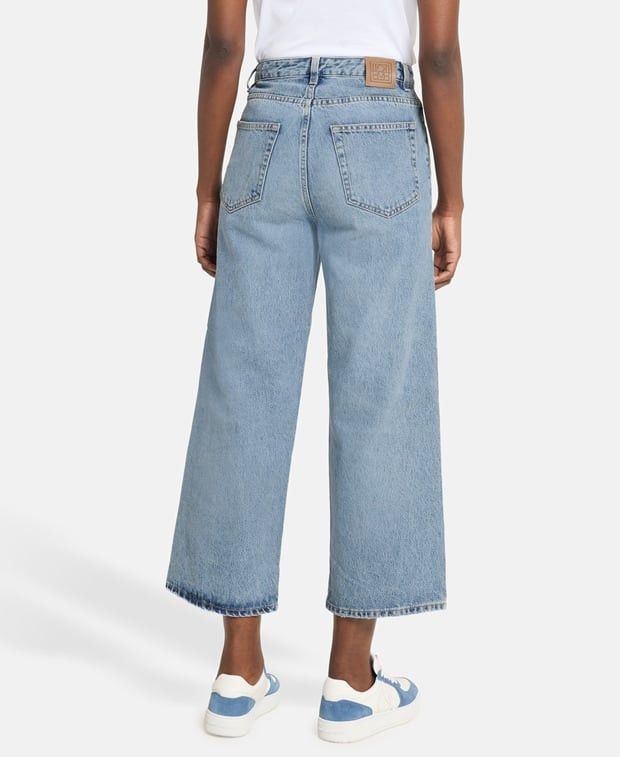 Toteme Flare Fit Jeans Size 27" / US 4 / IT 40 - 3 Thumbnail