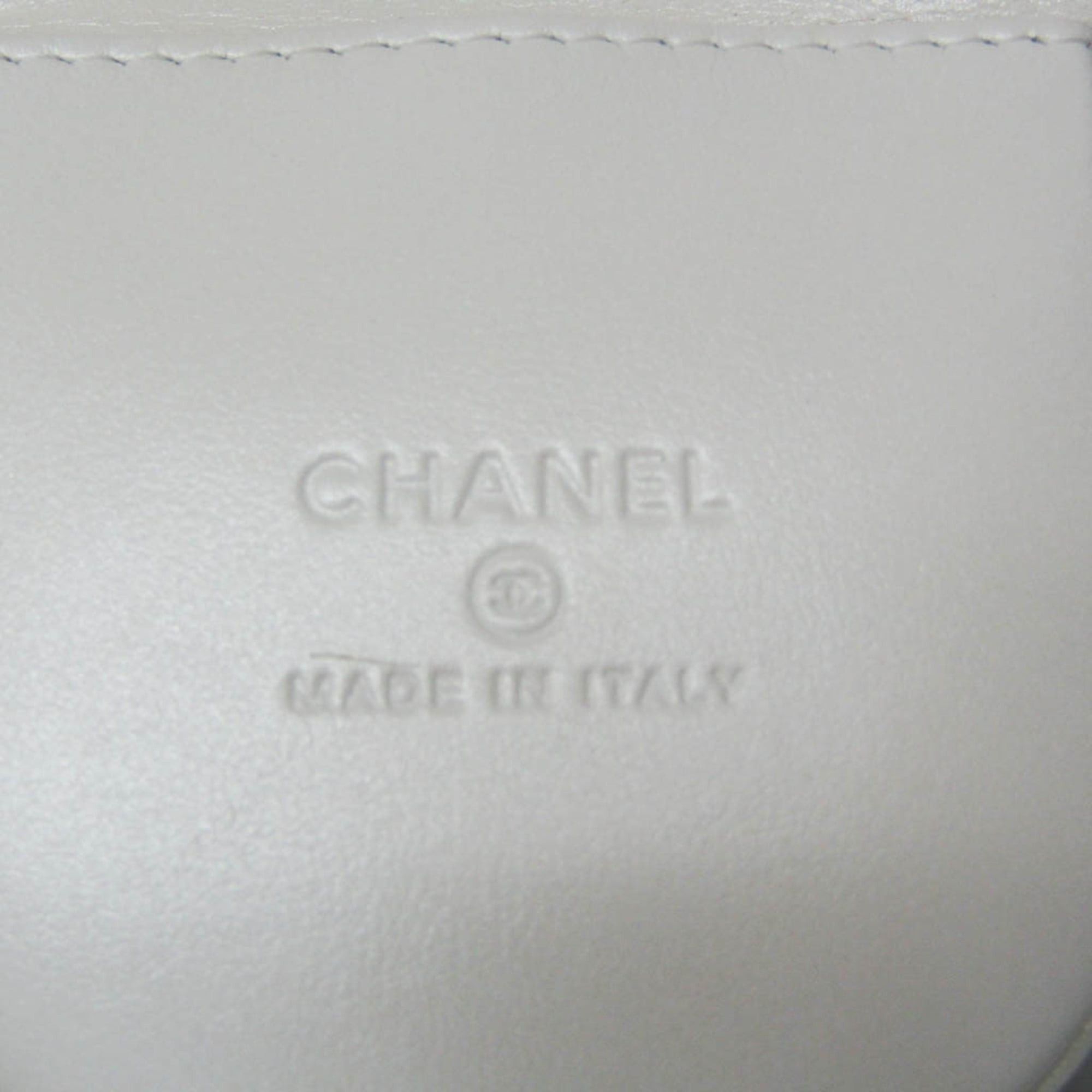 Chanel Chanel Matelasse Chain Shoulder Coin Purse Women's Leather Chain/Shoulder Wallet Pearl White Size ONE SIZE - 17 Thumbnail
