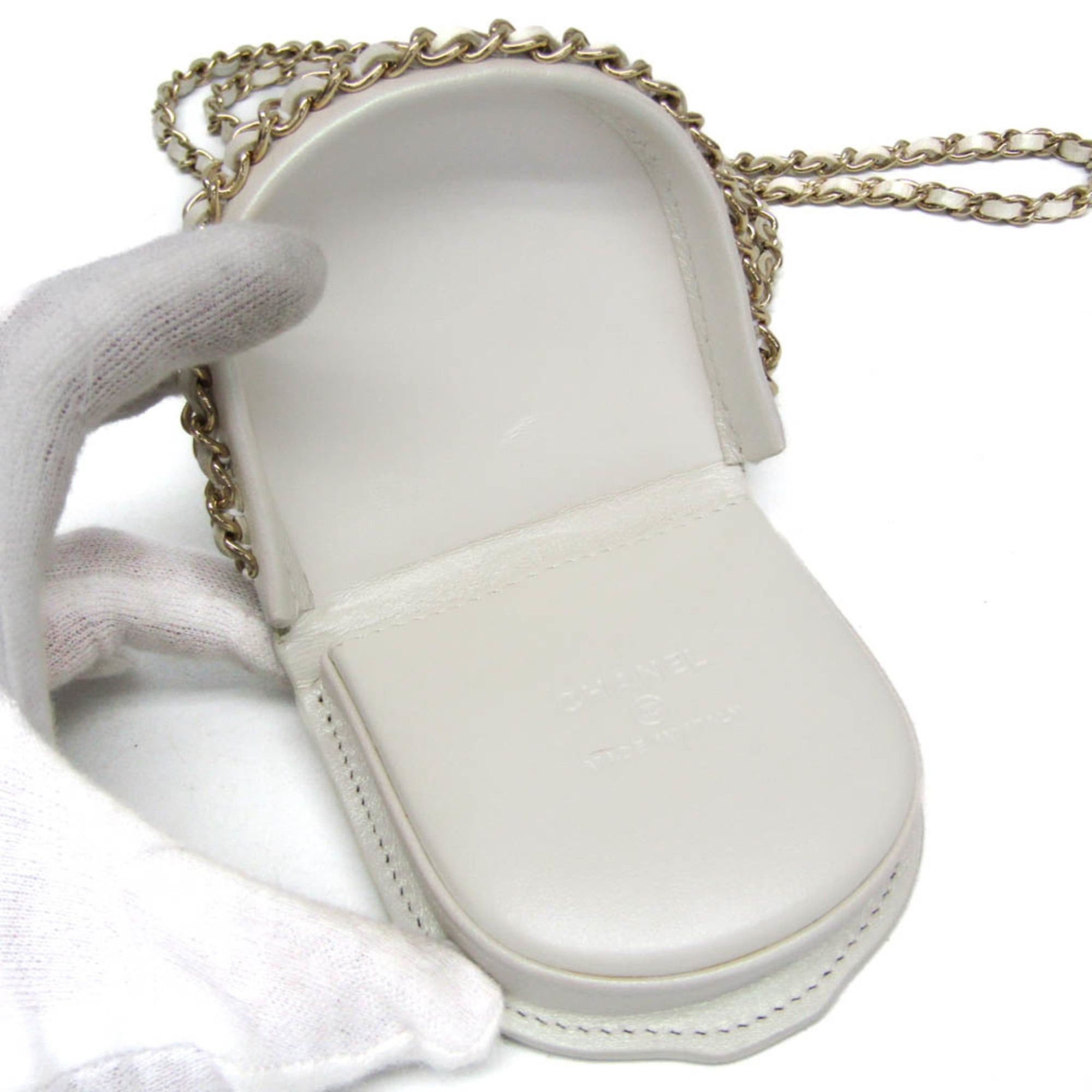 Chanel Chanel Matelasse Chain Shoulder Coin Purse Women's Leather Chain/Shoulder Wallet Pearl White Size ONE SIZE - 3 Thumbnail