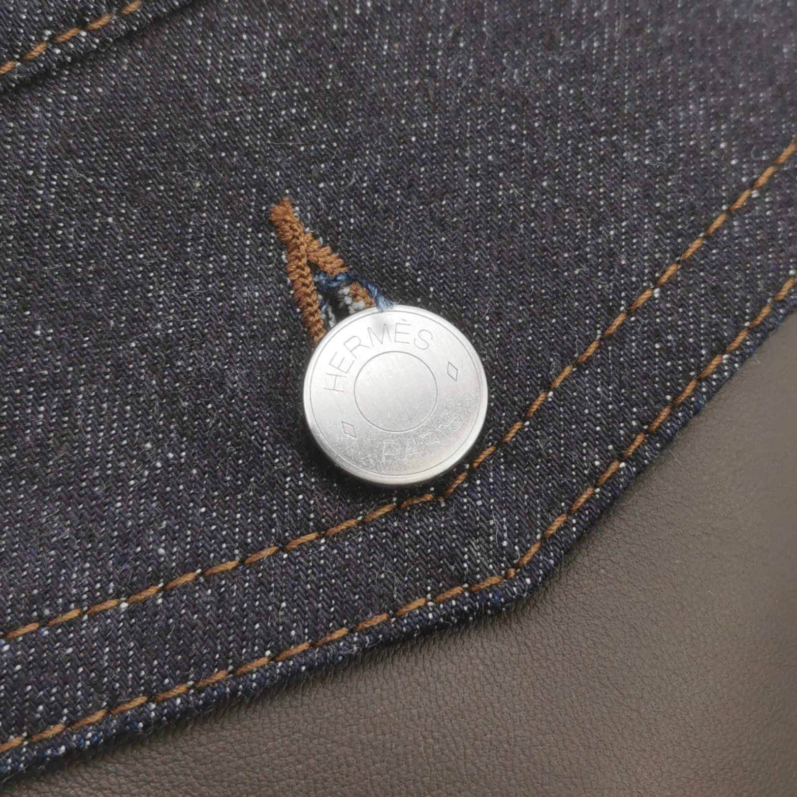 Louis Vuitton Louis Vuitton Cotton Logo Denim Jacket Size 48 Size US S / EU 44-46 / 1 - 5 Thumbnail