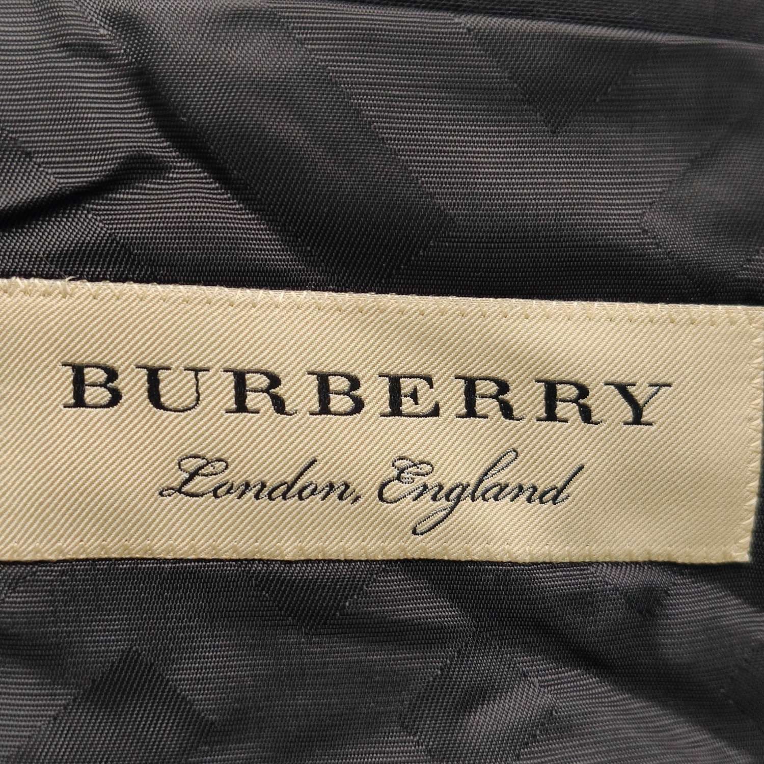 Burberry Burberry Wool Single-Breasted Lapel Coat S/46 Size US S / EU 44-46 / 1 - 12 Thumbnail