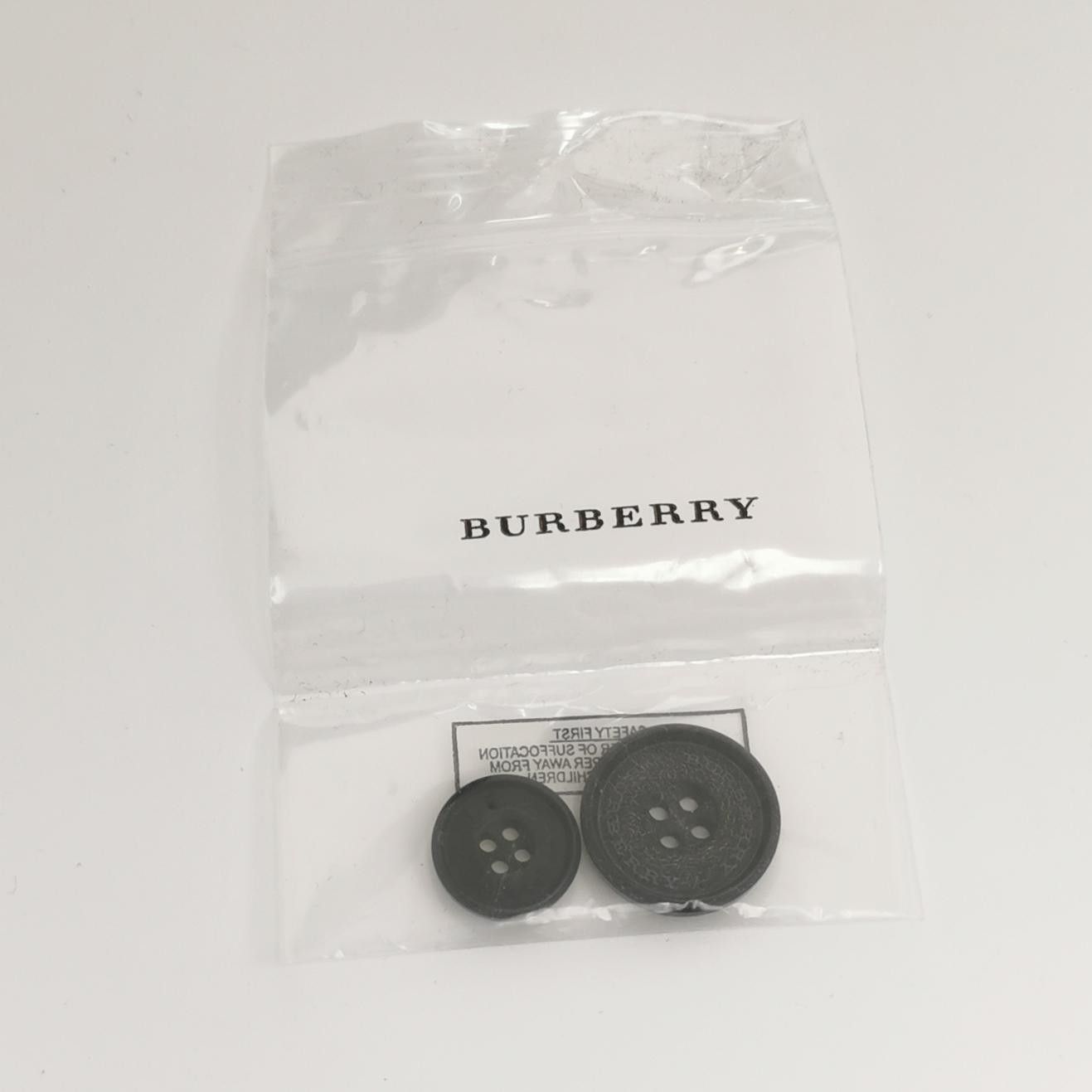 Burberry Burberry Wool Single-Breasted Lapel Coat S/46 Size US S / EU 44-46 / 1 - 9 Thumbnail