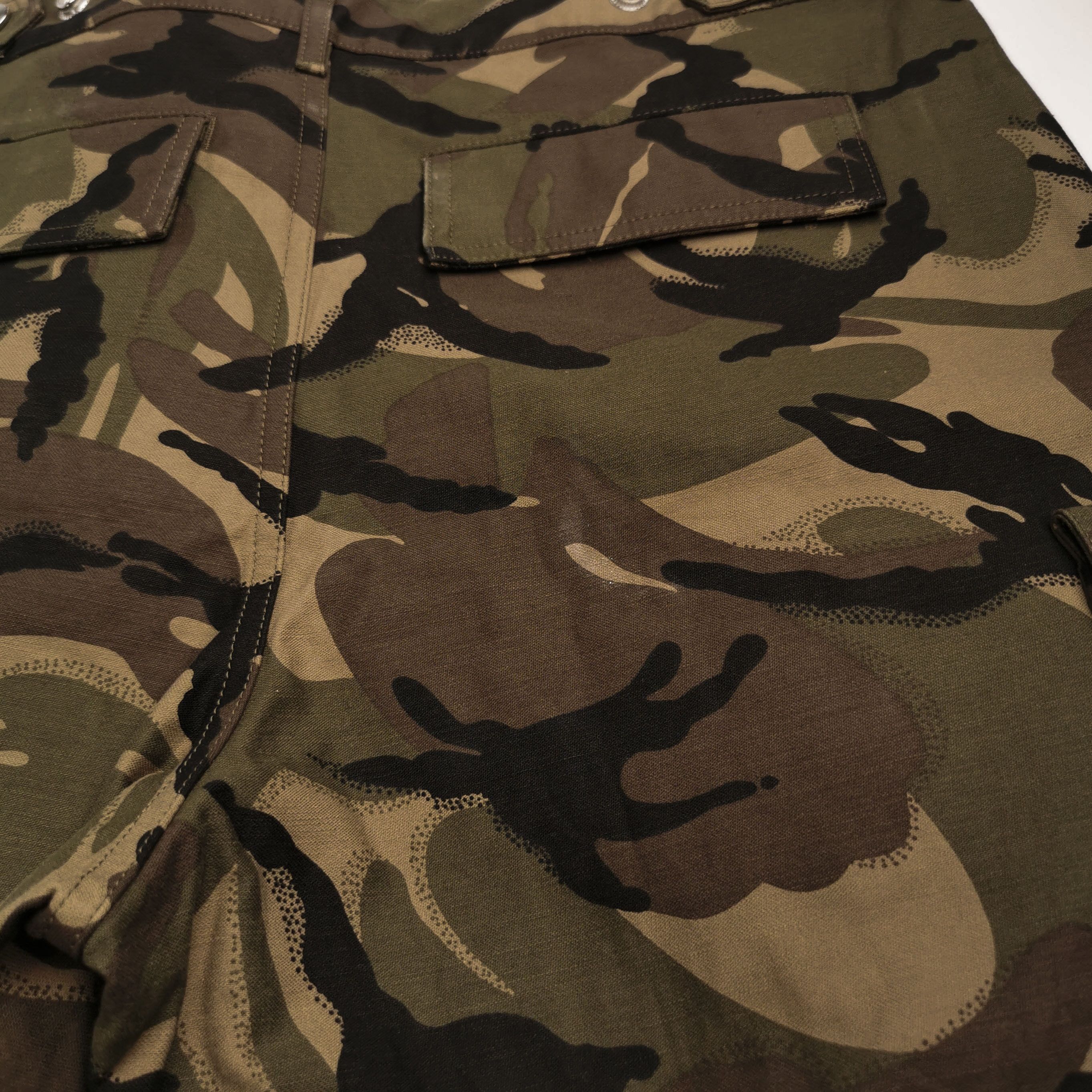 Louis Vuitton Camouflage Print Cargo Shorts Size US 31 - 7 Thumbnail