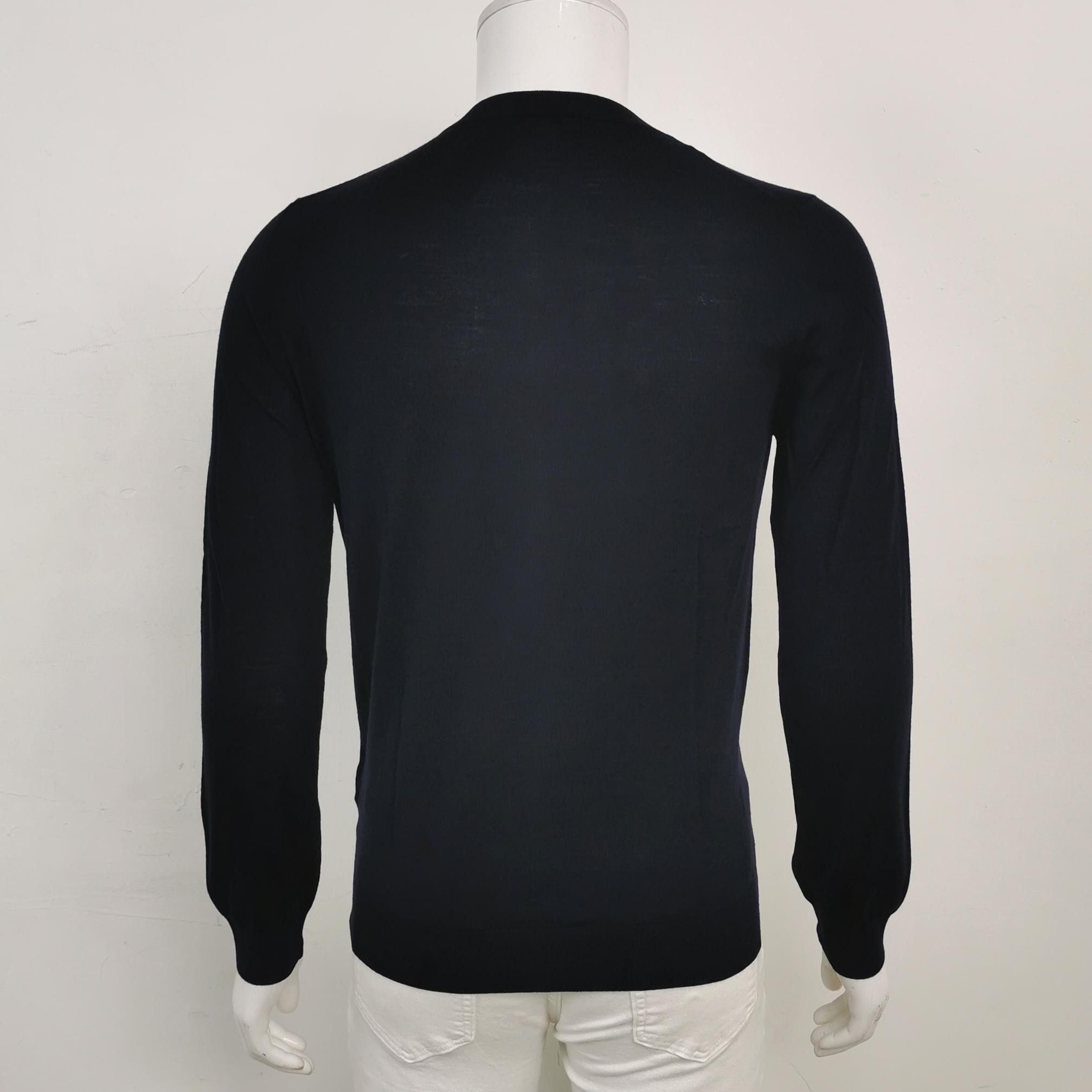 Valentino Valentino M Wool Solid Crew Neck Long Sleeve Sweater Size US M / EU 48-50 / 2 - 4 Thumbnail