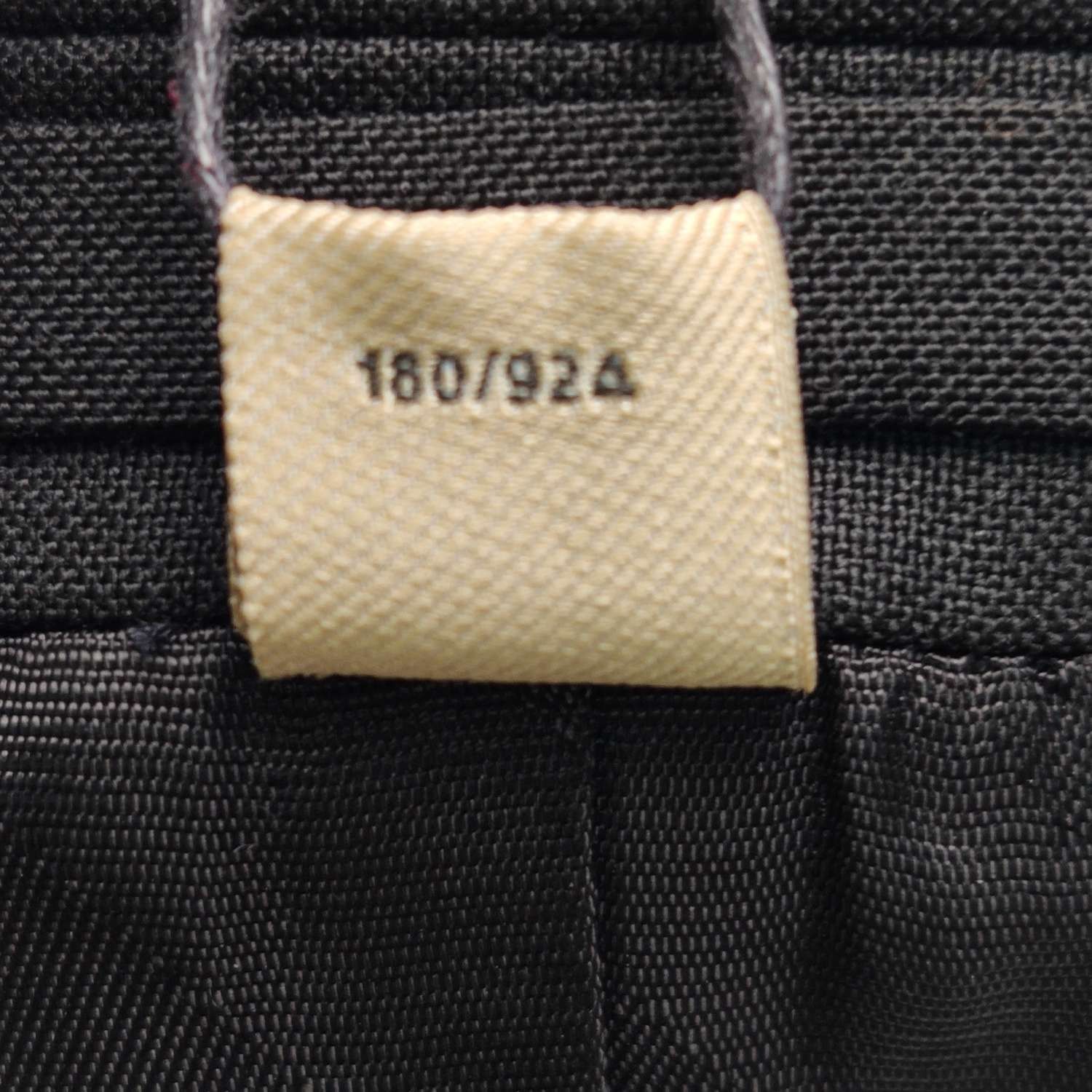 Burberry Burberry Wool Solid Lapel Suit Size 48 Size US S / EU 44-46 / 1 - 15 Thumbnail