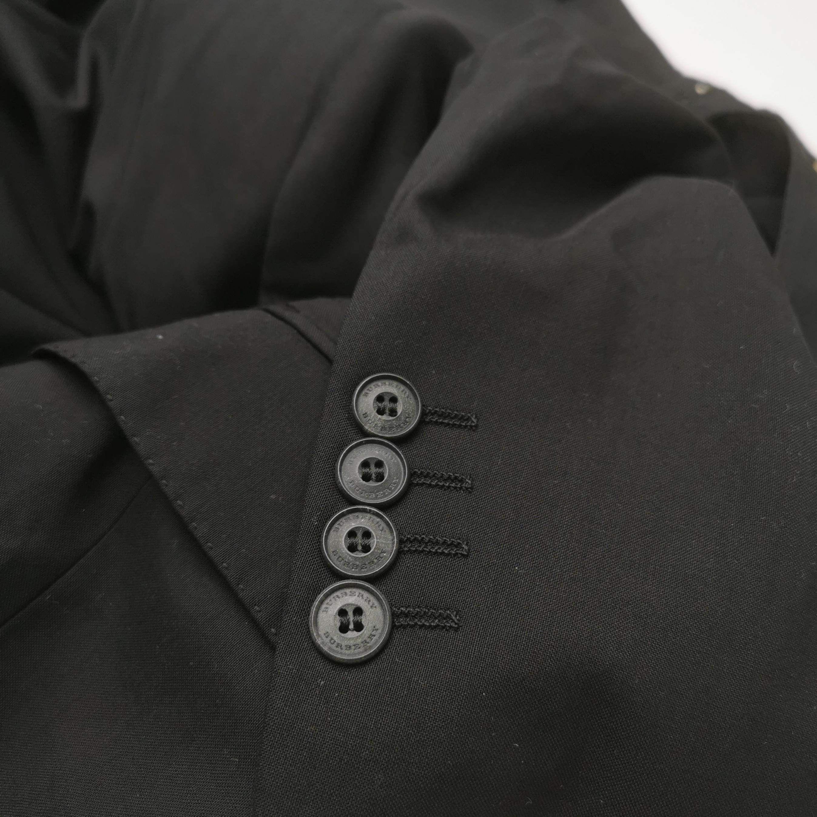 Burberry Burberry Wool Solid Lapel Suit Size 48 Size US S / EU 44-46 / 1 - 6 Thumbnail