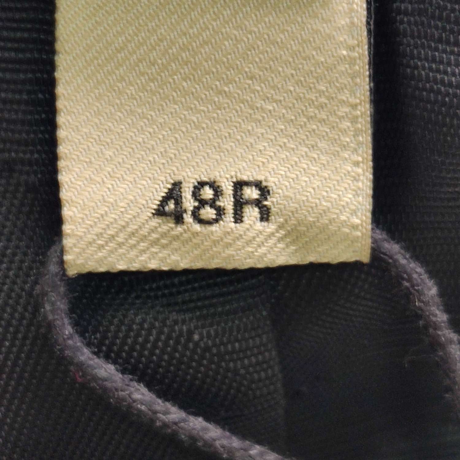 Burberry Burberry Wool Solid Lapel Suit Size 48 Size US S / EU 44-46 / 1 - 14 Thumbnail