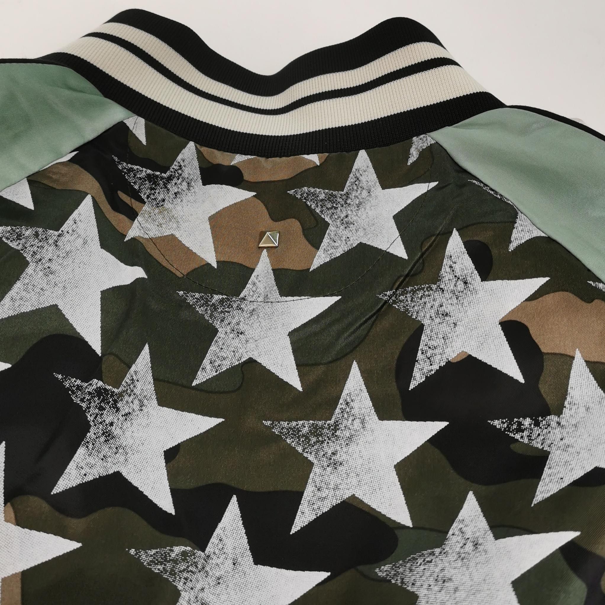Valentino Valentino Camo Star Print Bomber Jacket Size US M / EU 48-50 / 2 - 6 Thumbnail