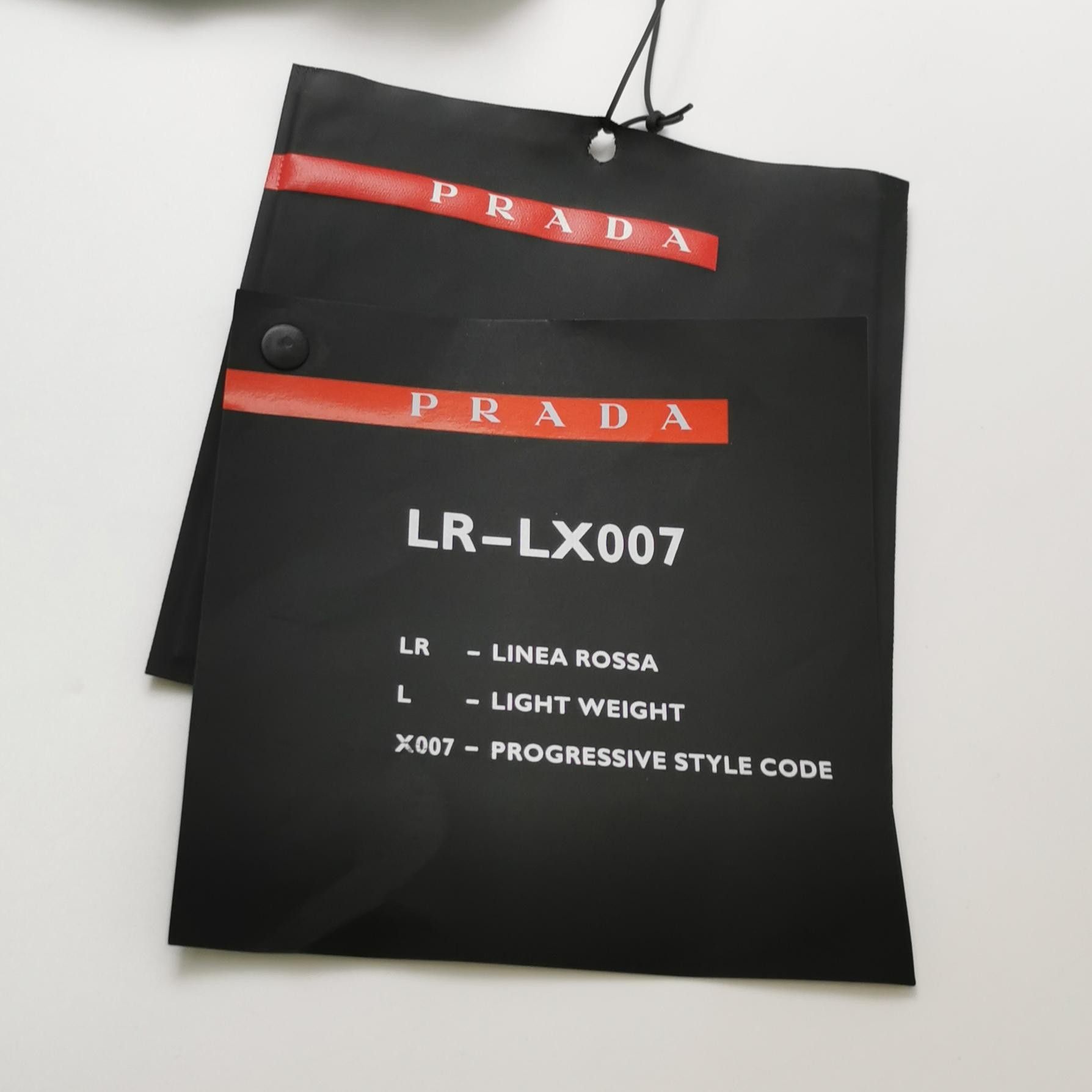Prada Prada Solid Letter Logo Shorts L Size US 32 / EU 48 - 7 Thumbnail