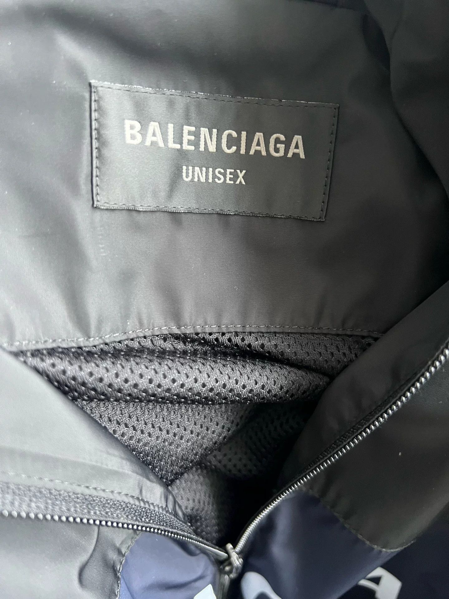 Balenciaga Balenciaga Classic Logo Windbreaker Size US S / EU 44-46 / 1 - 3 Thumbnail