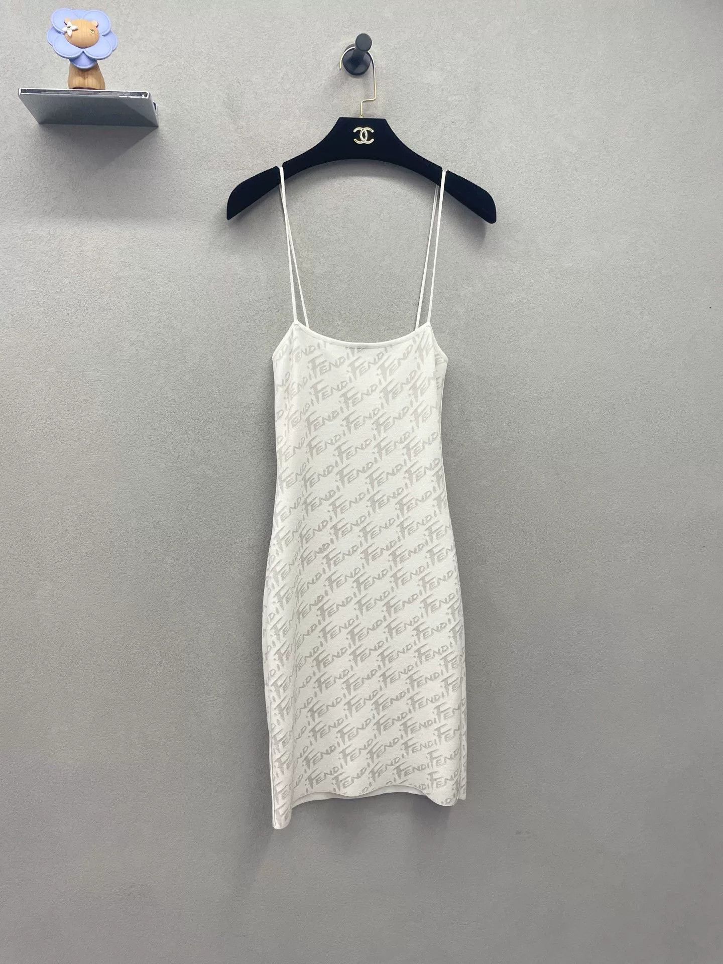 Fendi FENDI Sleeveless Bodycon Sundress Size US S / EU 44-46 / 1 - 4 Thumbnail