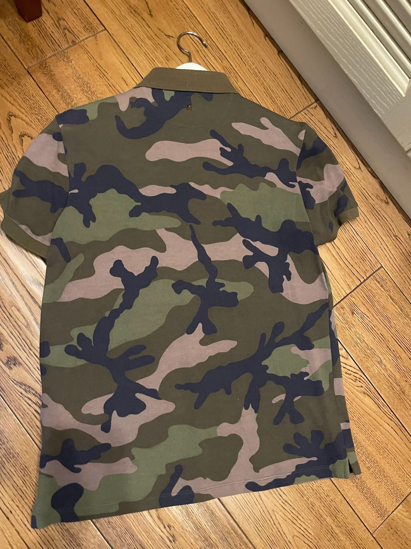 Valentino Valentino Limited Edition Camo Polo Size US M / EU 48-50 / 2 - 2 Thumbnail