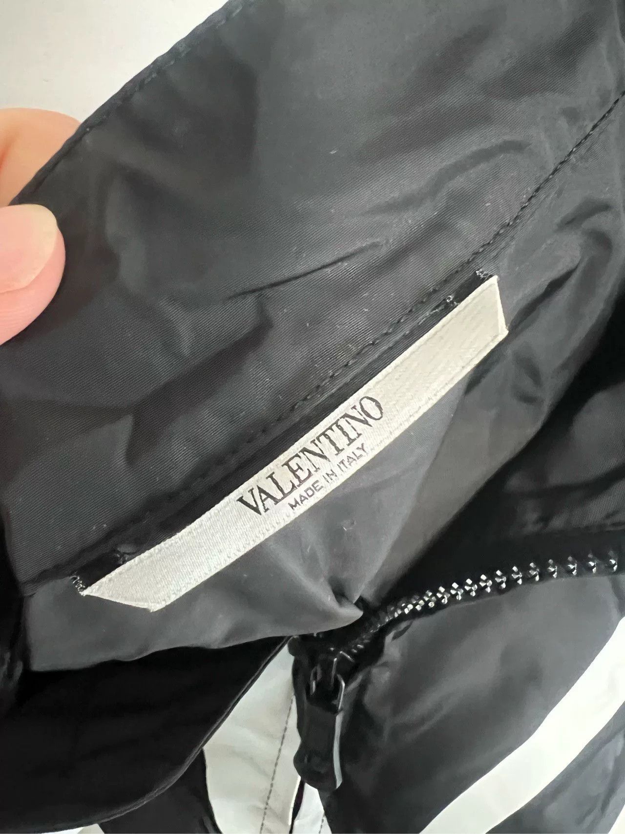 Valentino Valentino Large Logo Zip Jacket Size US XL / EU 56 / 4 - 3 Thumbnail