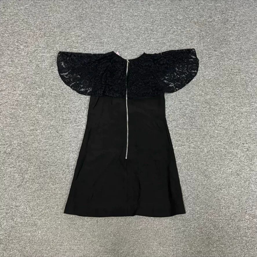 Louis Vuitton Louis Vuitton Lace Shawl Dress Size US 26 / EU 42 - 3 Thumbnail