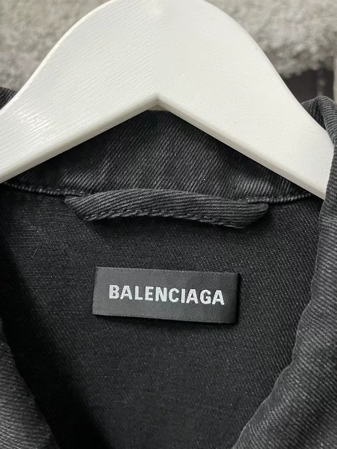 Balenciaga Balenciaga Black Red Logo Denim Jacket Size US M / EU 48-50 / 2 - 6 Thumbnail