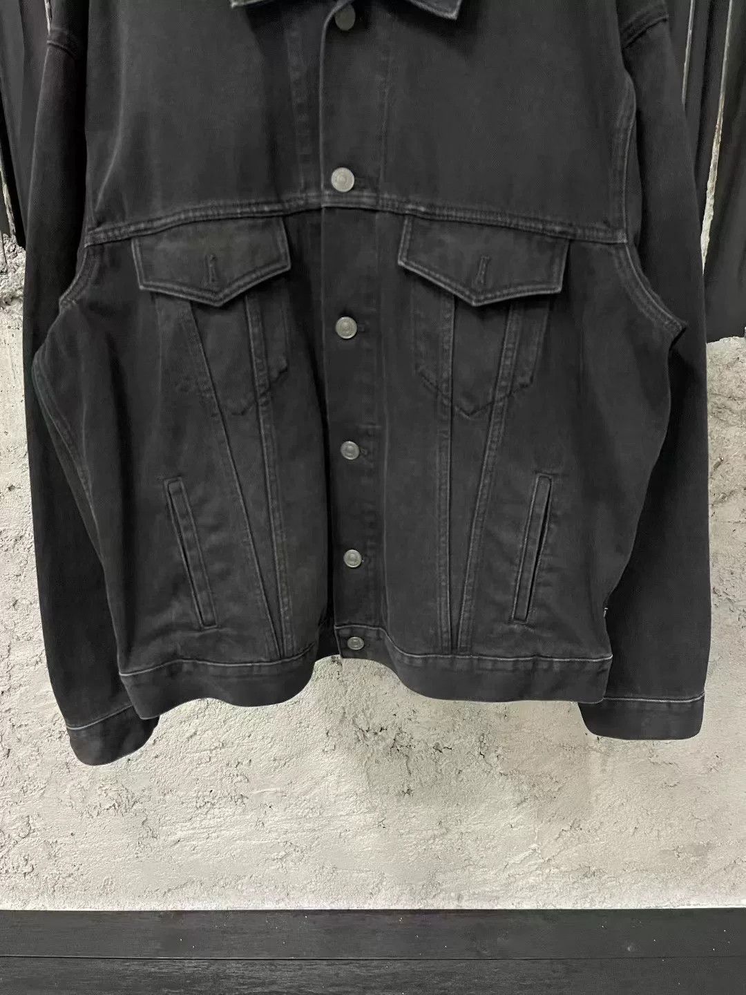 Balenciaga Balenciaga Black Red Logo Denim Jacket Size US M / EU 48-50 / 2 - 4 Thumbnail