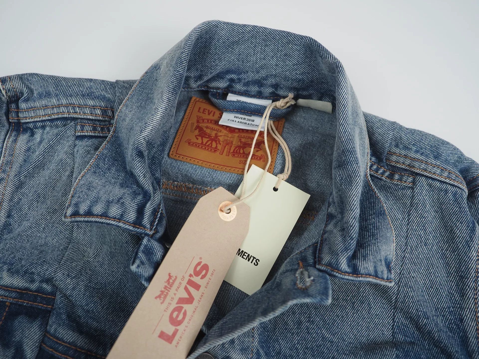 Vetements Vetements x Levis FW2017 Denim Jacket Size US S / EU 44-46 / 1 - 5 Thumbnail