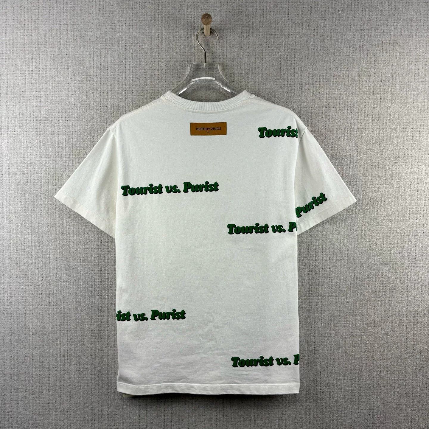 Louis Vuitton Louis Vuitton Flocked Logo Round Neck Tee Size US M / EU 48-50 / 2 - 3 Thumbnail