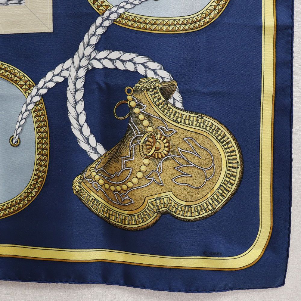 Hermes Hermes Hermès Carré90 GRAND APPARAT Silk Scarf Others Scarf DUTY FREE for USA Size ONE SIZE - 5 Thumbnail