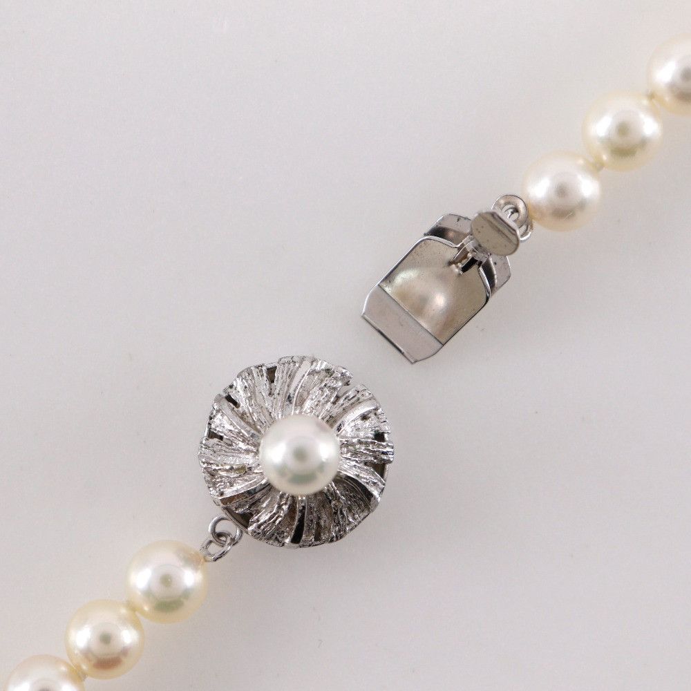 Other Other Pearl Silver Necklace Metal Necklace DUTY FREE for USA Size ONE SIZE - 5 Thumbnail