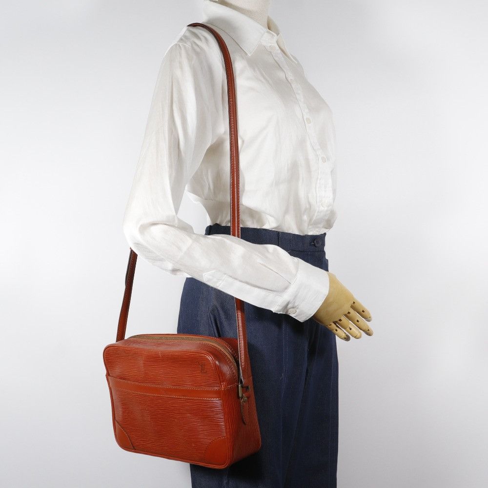 Louis Vuitton Louis Vuitton Louis Vuitton Trocadero27 Epi Shoulder Bag Leather Shoulder Bag M52303 DUTY FREE for USA Size ONE SIZE - 20 Thumbnail