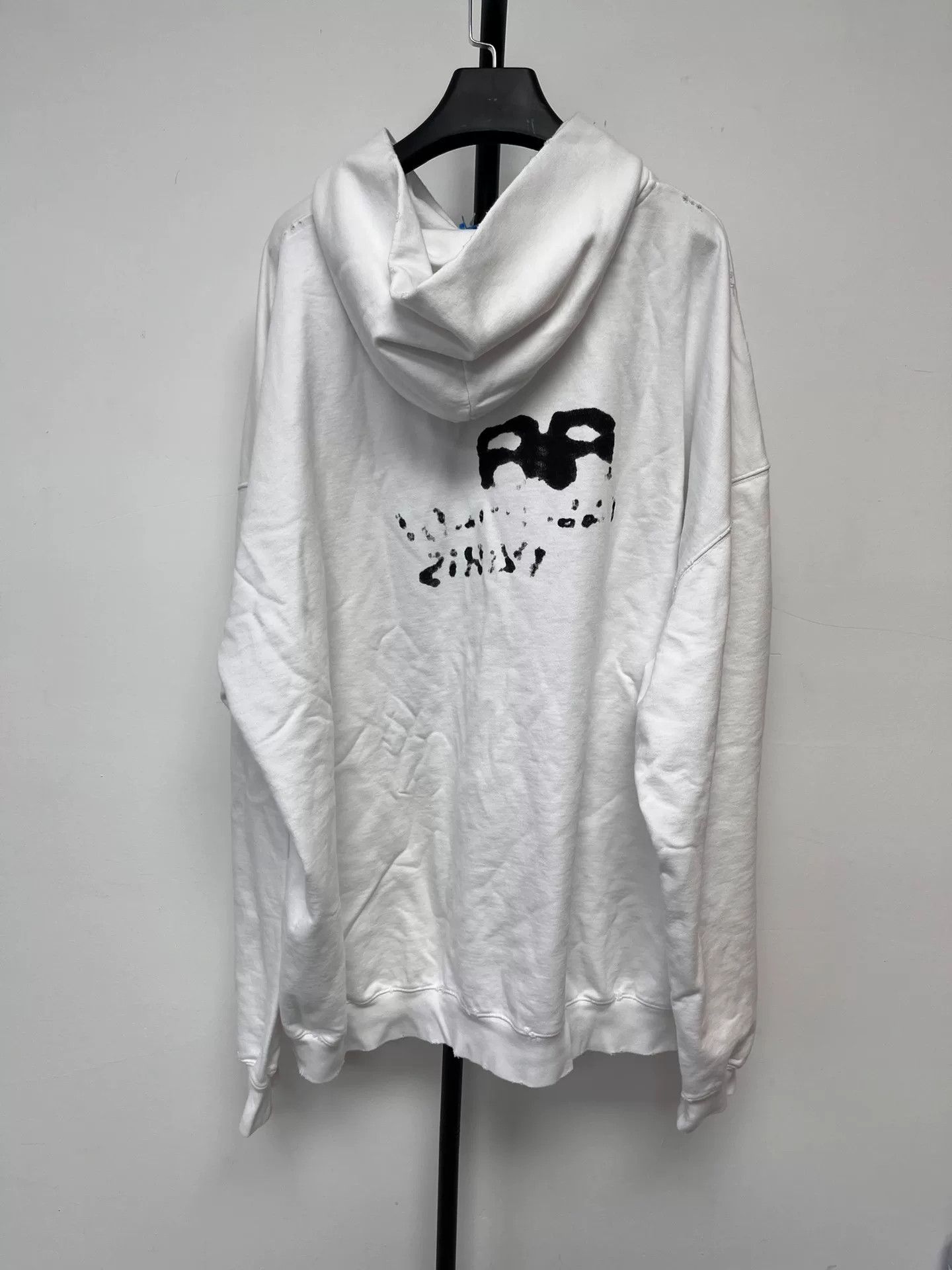 Balenciaga Balenciaga Graffiti Print Hoodie Size US S / EU 44-46 / 1 - 2 Thumbnail
