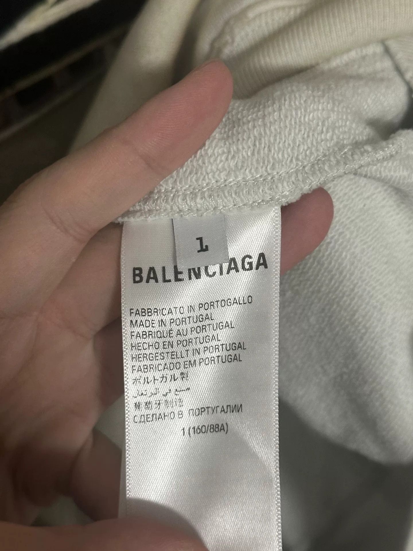 Balenciaga Balenciaga Manchester United Distressed Hoodie Size US S / EU 44-46 / 1 - 3 Thumbnail