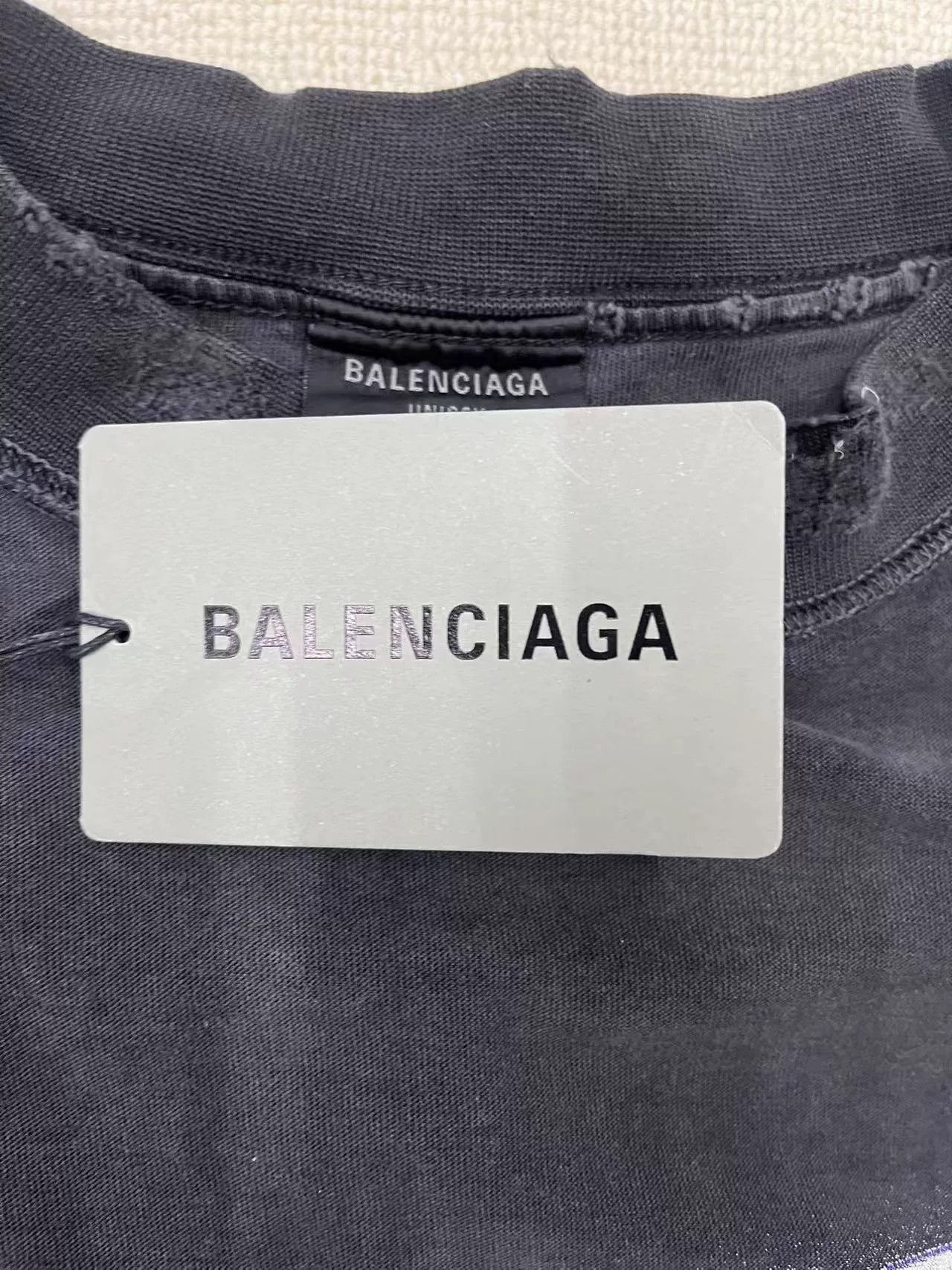 Balenciaga Balenciaga 24SS Washed Distressed T-Shirt Size US M / EU 48-50 / 2 - 3 Thumbnail