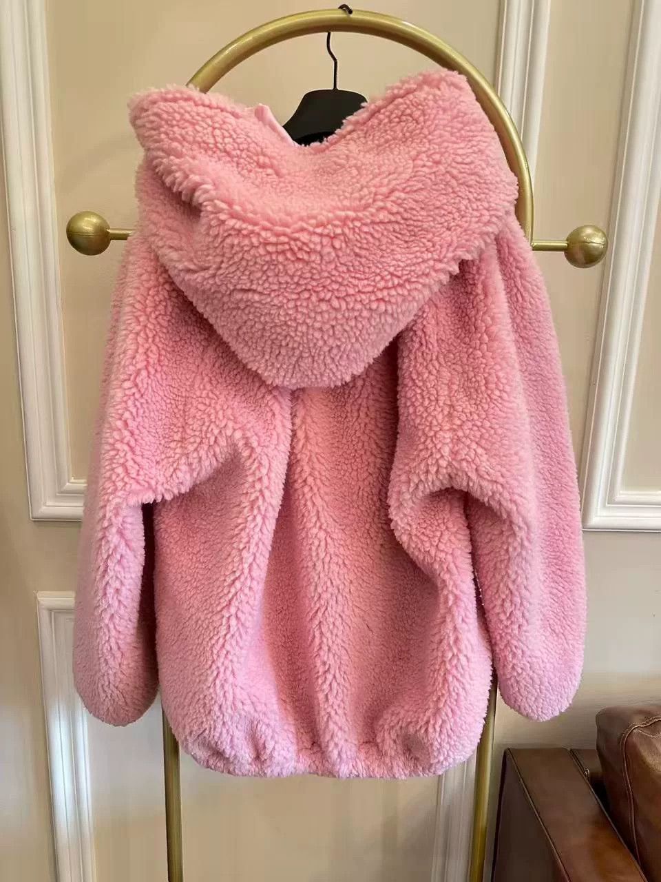 Miu Miu miumiu pink teddy zip-up jacket Size US M / EU 48-50 / 2 - 2 Thumbnail