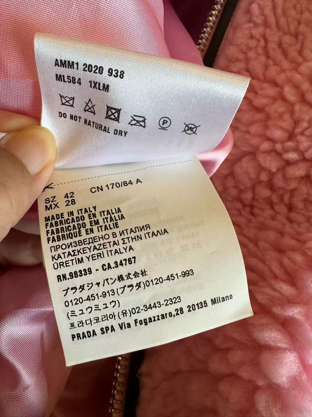 Miu Miu miumiu pink teddy zip-up jacket Size US M / EU 48-50 / 2 - 4 Thumbnail